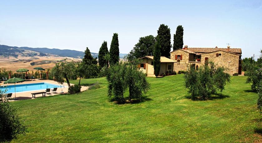 Agriturismo Villa Opera — Hotel in Volterra