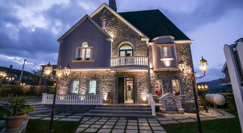 Hotel Restaurant Vila Ime Voskopoje — Hotel in Voskopoje