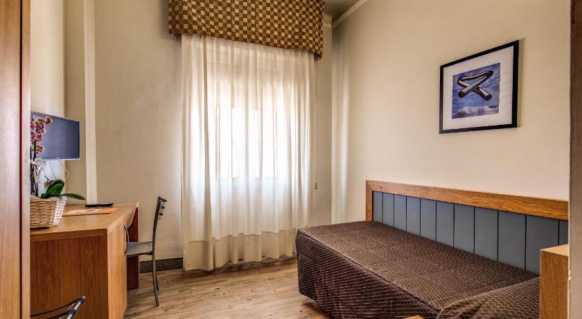 Image of Standard Single Room 1