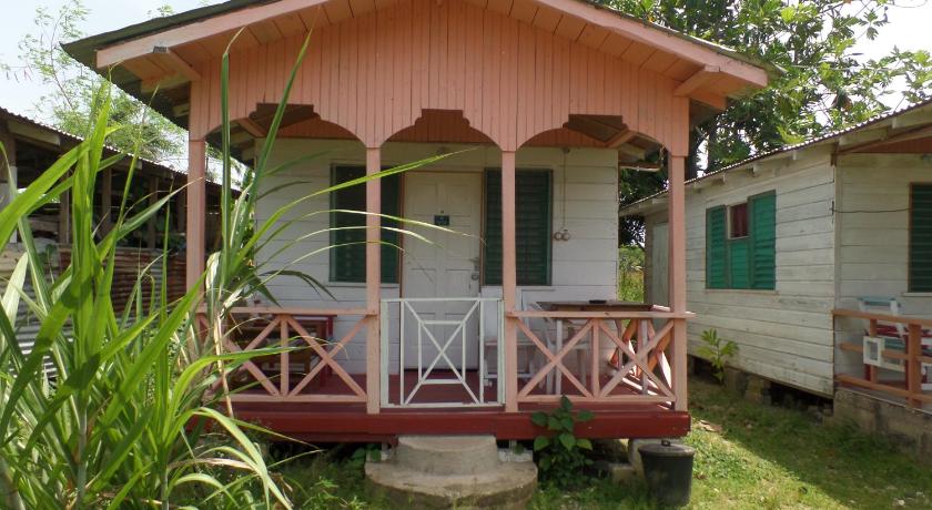 Renta Dread Cottage Jah B S Negril Beach Road Hotel Deals