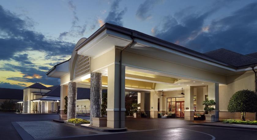 Atlanta Evergreen Lakeside Resort photo