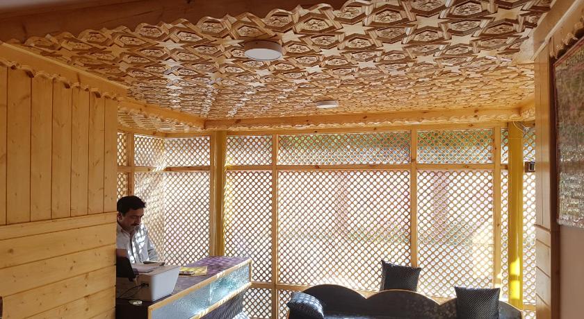 Hotel Gulistan - image 4