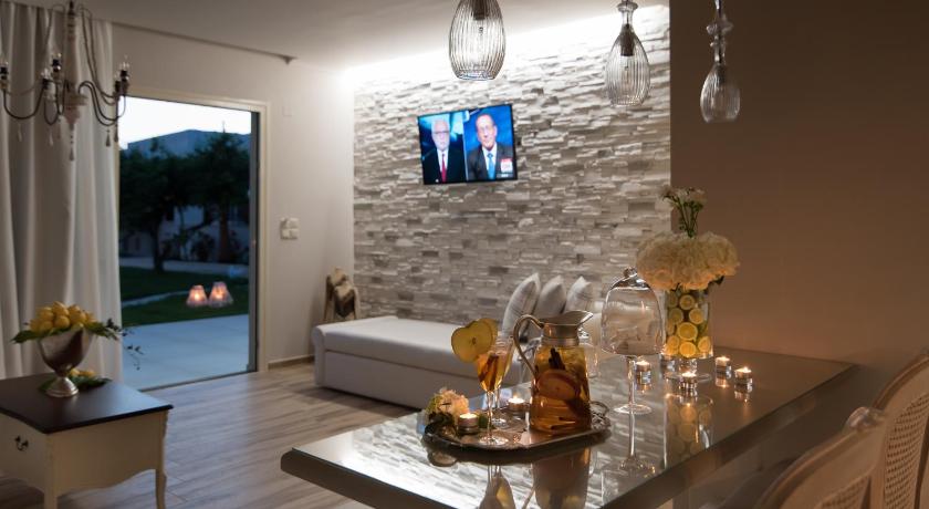 Image of Luxury Two-Bedroom Apartment 4