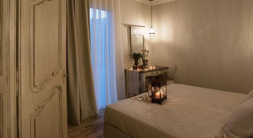 Image of Luxury Two-Bedroom Apartment 17