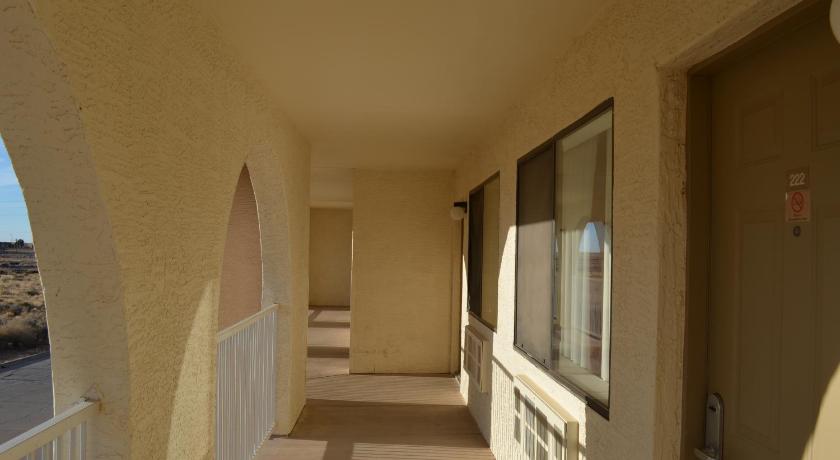 Days Inn by Wyndham Holbrook photo