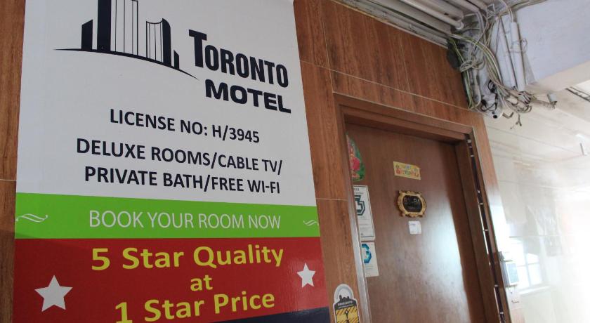Hong Kong Toronto Motel 1-Star Hotel room