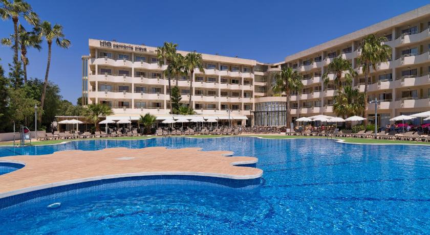 H10 Cambrils Playa — Hotel in Cambrils