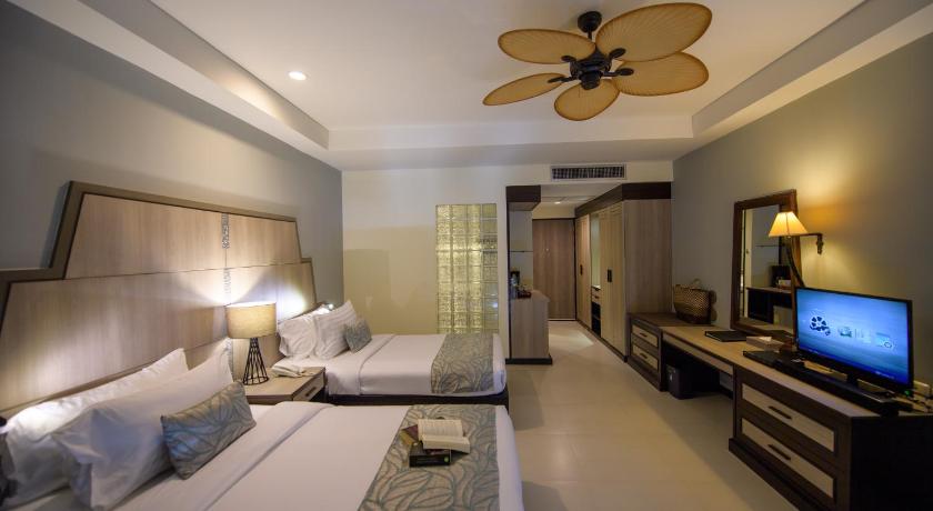 Image of Deluxe Pool Access Room 7