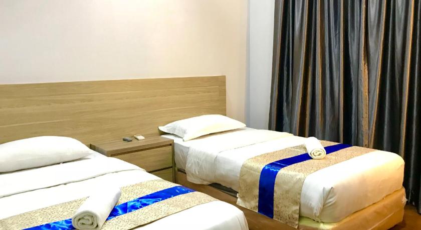 Image of 3 Bedroom Apartment with Sea View 13