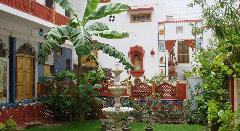 Krishna Prakash Heritage Haveli Hotel