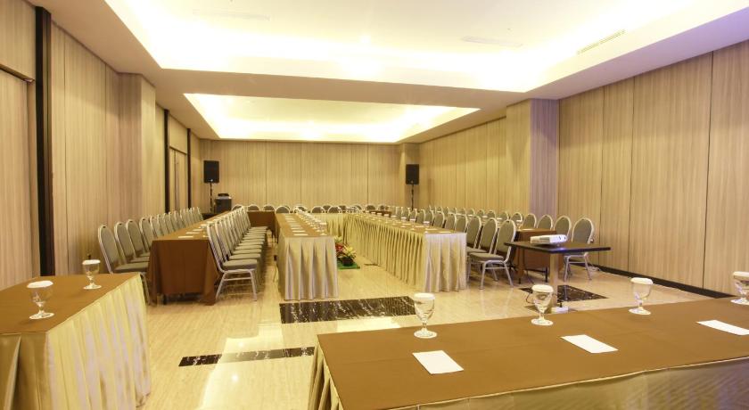 Grand Karlita Hotel Purwokerto