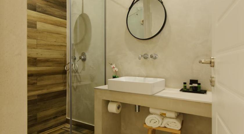 Image of Standard Double or Twin Room 2