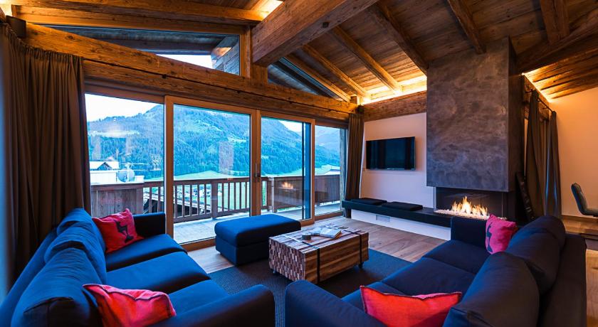 Chalet Goldstreif Kirchberg In Tirol Austria Photos Room