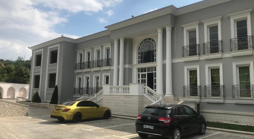 Jurgen Resort — Hotel in Tirana