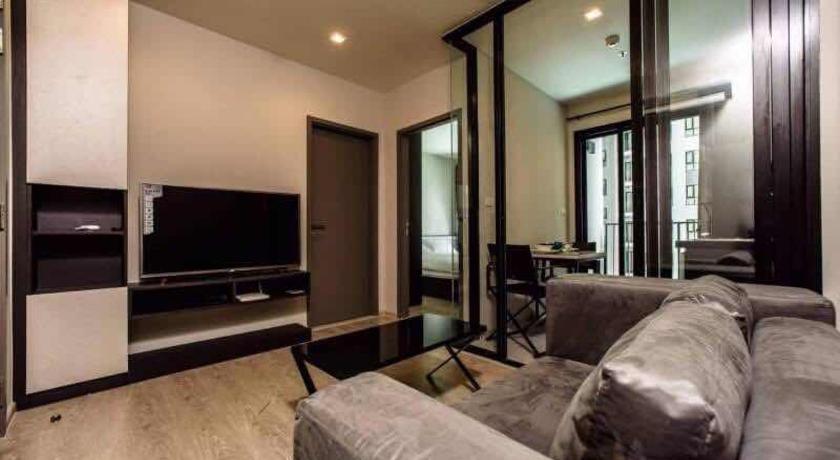 パタヤ The base central 5つ星 ホテル 客室