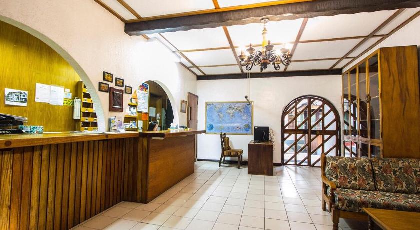 Schweizer Hotel - image 2