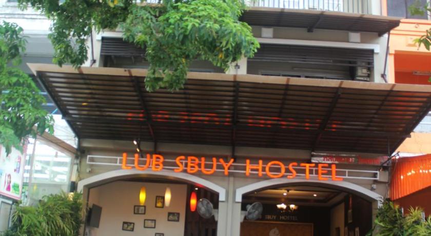Entrance, Lub Sbuy Hostel in Phuket