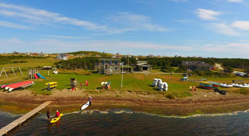Centre nautique de l'Istorlet — Hotel in Havre-Aubert (QC)
