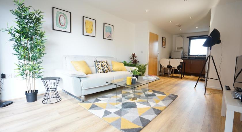 Perfectly located stunning apartment — Hotel in London