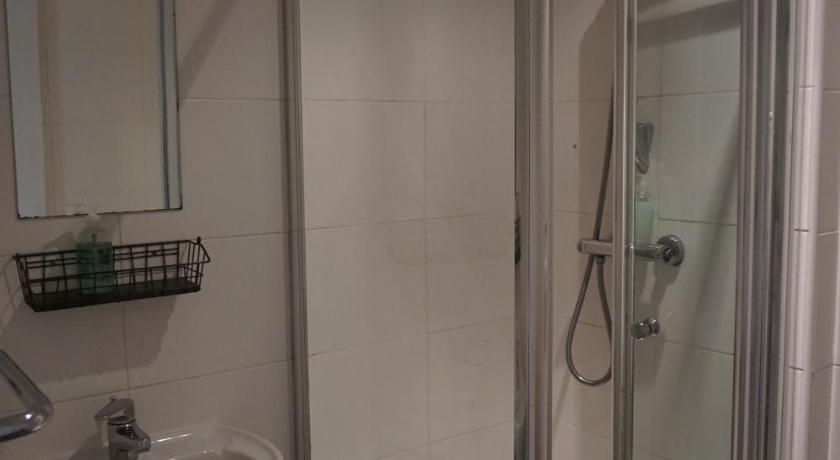 Image of Single Room 3