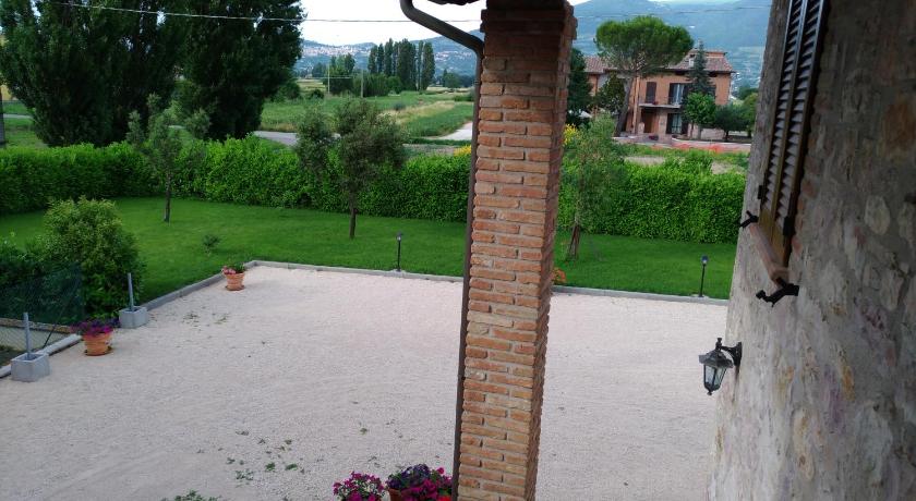 Agriturismo"Il Sagrato di Assisi" appartamenti,camere photo