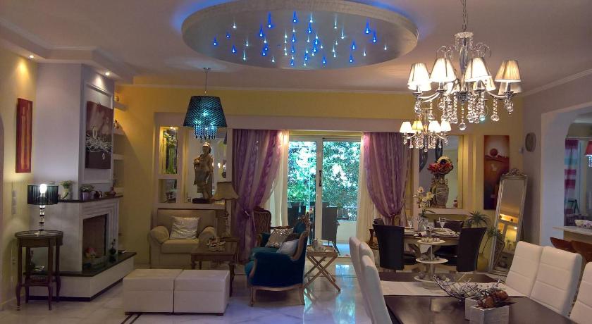 Primavera Holiday Home — Hotel in Vrahati