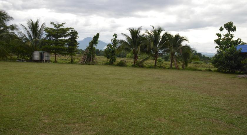 BaanSunlomjoy photo
