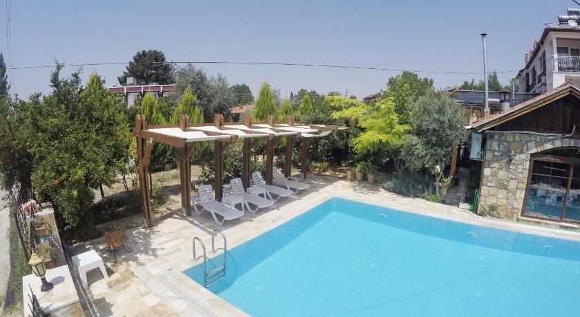 Melrose House Hotel - image 12