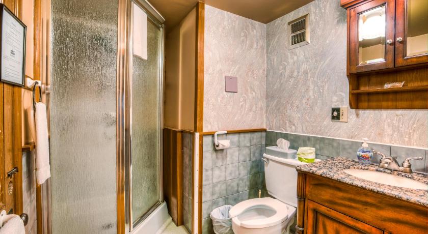 Auberge Baker photo