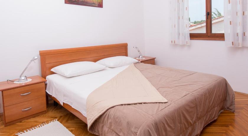 Apartmani MIRA photo