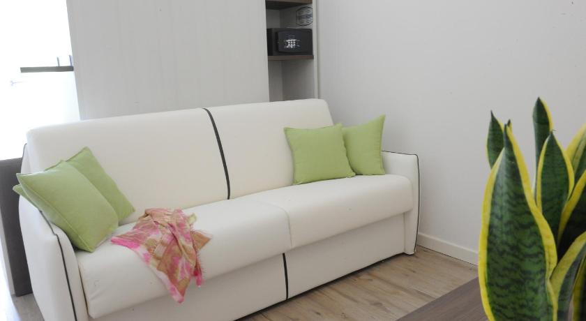 Image of Junior Suite with Balcony 12