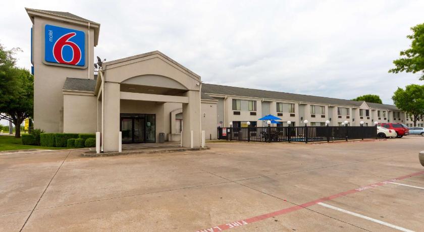 Motel 6-Dallas, TX - Northeast