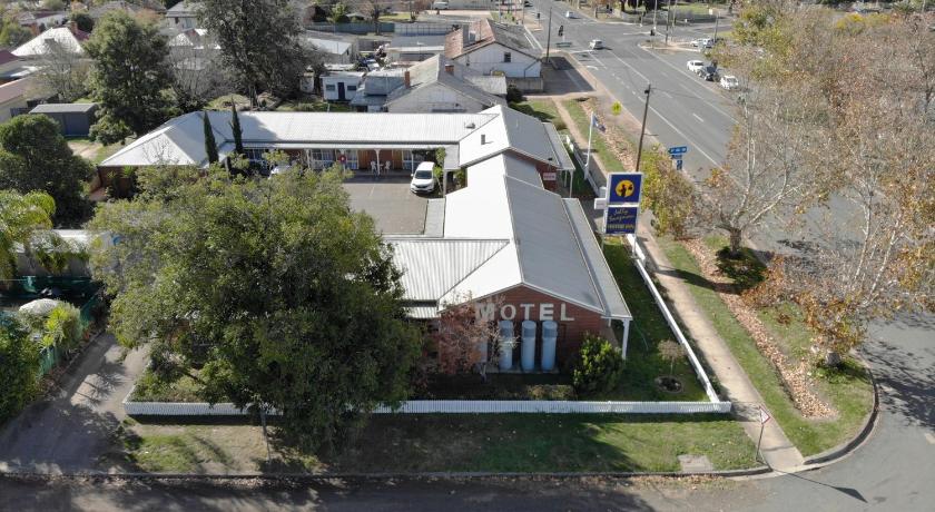 ユーロア Jolly Swagman Motor Inn Euroa 3つ星 ホテル プール