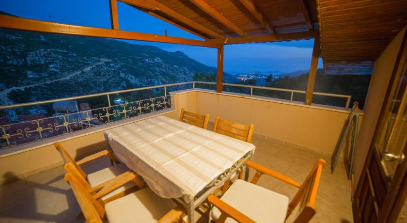 Kleo Cottages - image 3