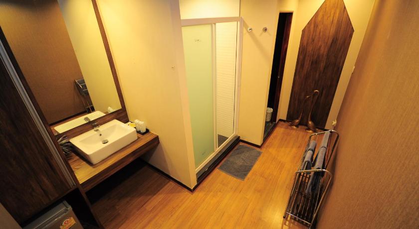 Image of Deluxe Room 11