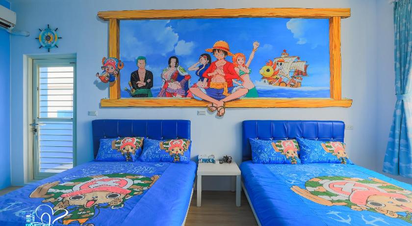 Image of Quadruple Room with Sea View 3