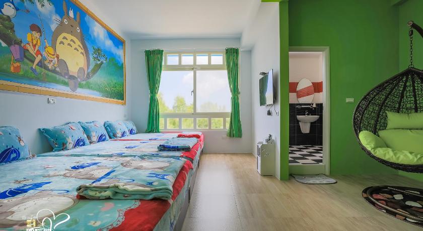 Image of Quadruple Room with Sea View 1