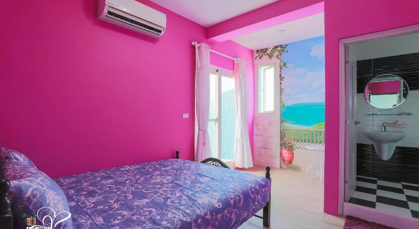 Image of Deluxe Double Room with Balcony and Sea View 0
