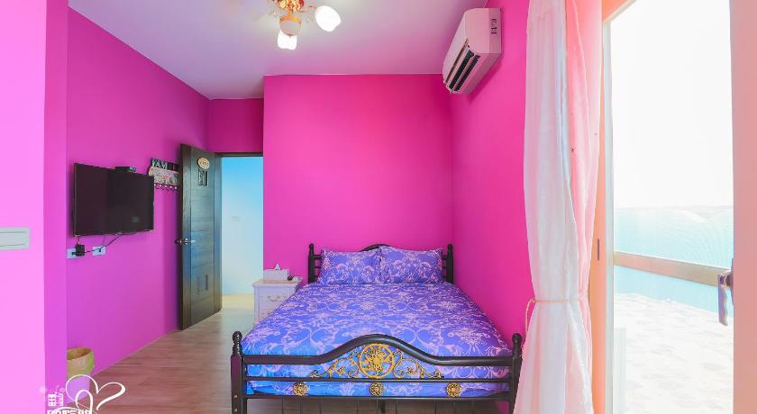 Image of Deluxe Double Room with Balcony and Sea View 4