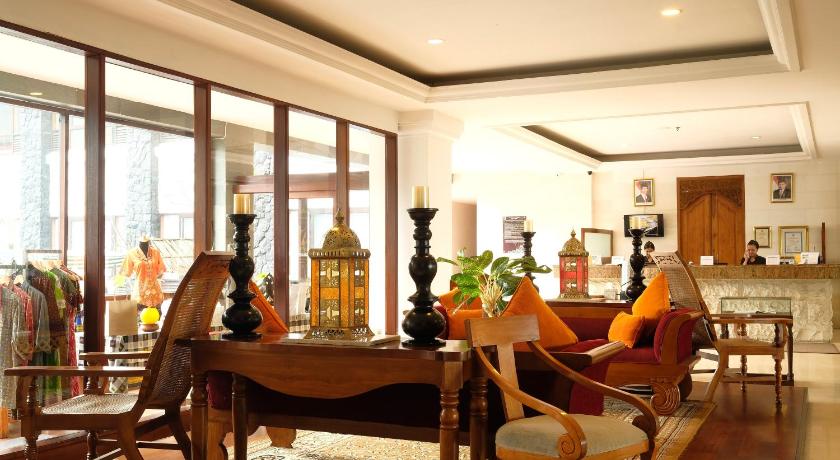 The Grand Hill Resort-Hotel photo