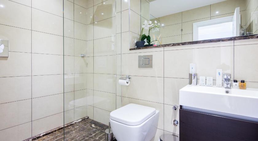 Lancaster Gate Hyde Park by London Hotel Collection photo
