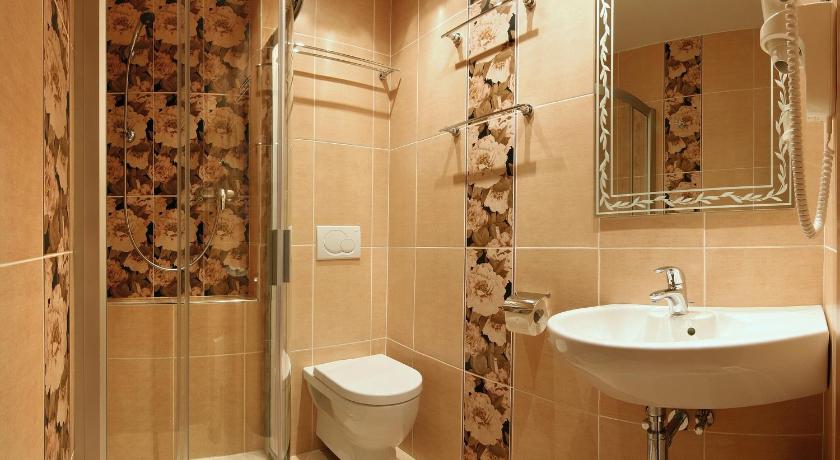 Superior háromszemélyes szoba (Superior Triple Room) fotója 7