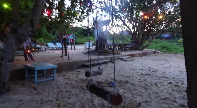 Image of Camping Tent 17