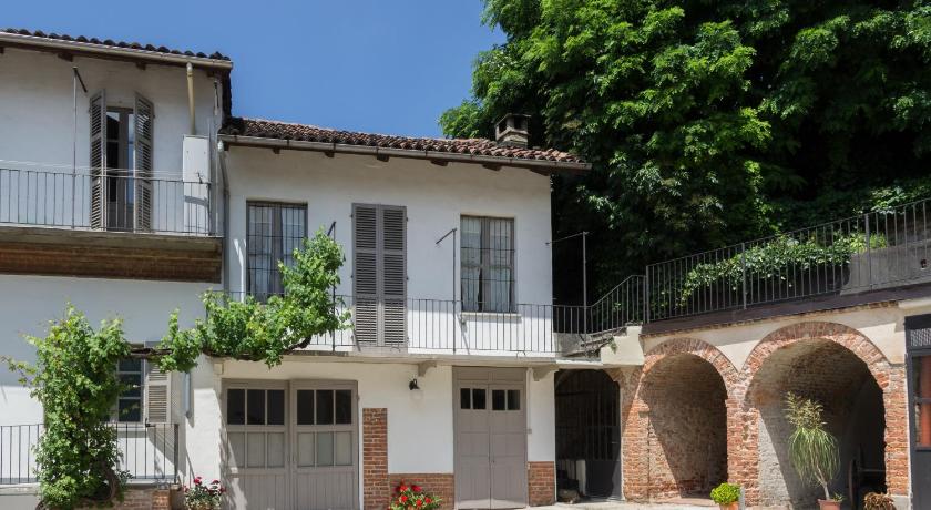 La Tintoria Suites photo