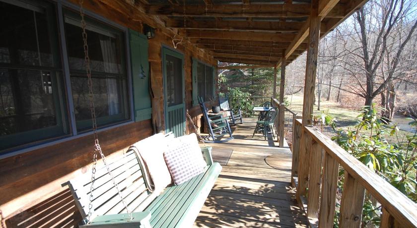 Mountain Springs Cabins photo