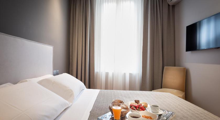 HNN Luxury Suites