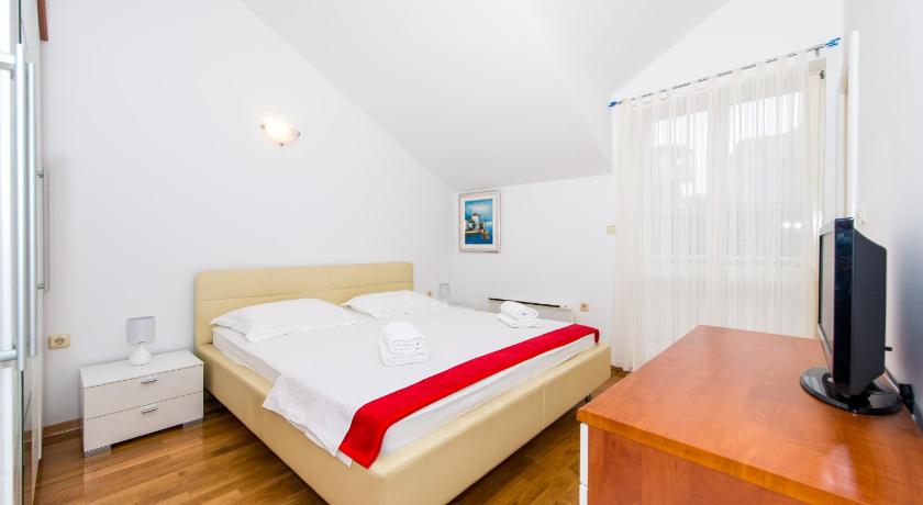 Mediterranean Blue Apartments photo