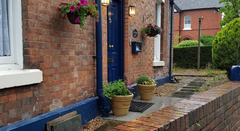 Alexandra Lodge Guest House photo