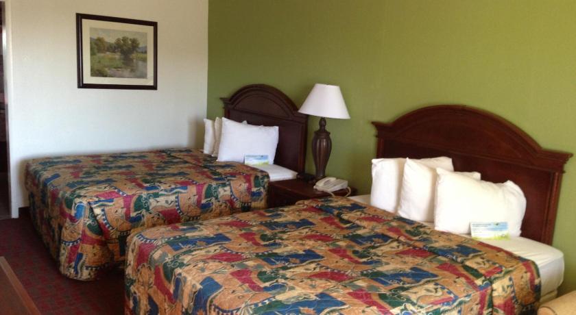 Days Inn by Wyndham Santa Fe New Mexico photo