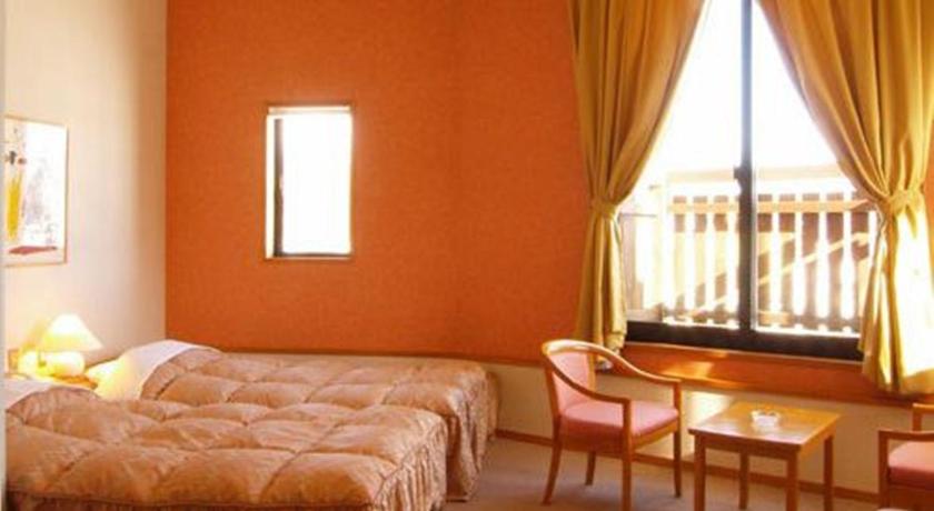 Hakuba Alpine Hotel - image 50